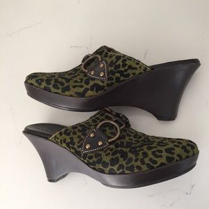 Cole Haan Green Leopard Calf Hair Wedge Clogs 7.5